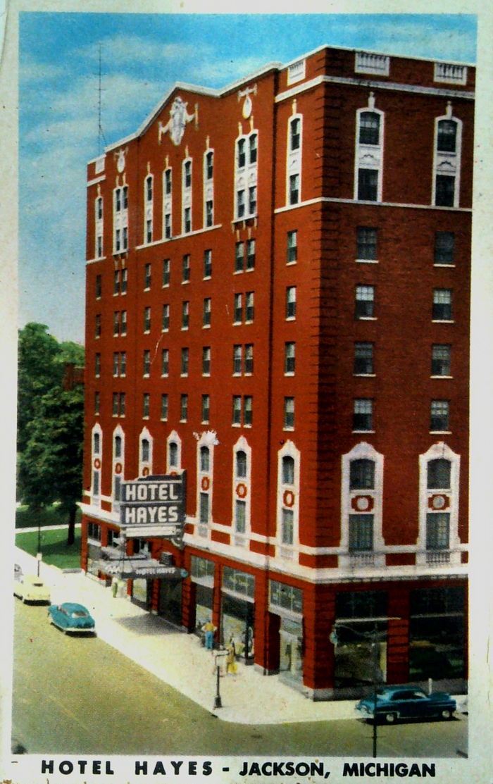 Hotel Hayes - Vintage Postcard